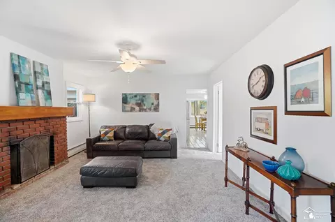 Living - 3443 Iroquois, Monroe, MI 48162 photo 1 of 3