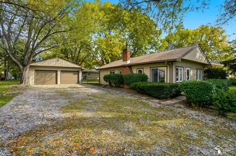 Exterior - 3443 Iroquois, Monroe, MI 48162 photo 3 of 11