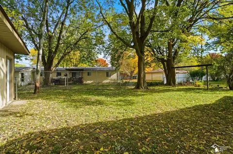 Exterior - 3443 Iroquois, Monroe, MI 48162 photo 8 of 11