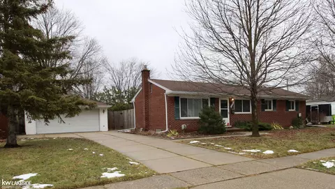 36344 Nitchun, Clinton Township, MI 48035
