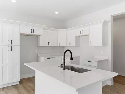 Kitchen - 15659 Reid, Armada, MI 48005 photo 4 of 6