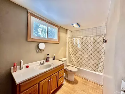 Bath - 754 Cooper Lk, Ishpeming, MI 49849 photo 1 of 4