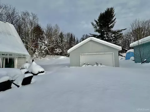 Exterior - 754 Cooper Lk, Ishpeming, MI 49849 photo 2 of 4