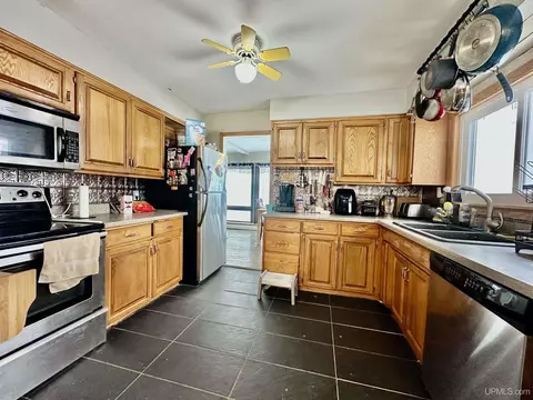 Kitchen - 754 Cooper Lk, Ishpeming, MI 49849 photo 1 of 4