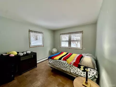 Bedroom - 754 Cooper Lk, Ishpeming, MI 49849 photo 4 of 8