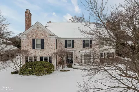 11 Dodge Pl, Grosse Pointe, MI 48230