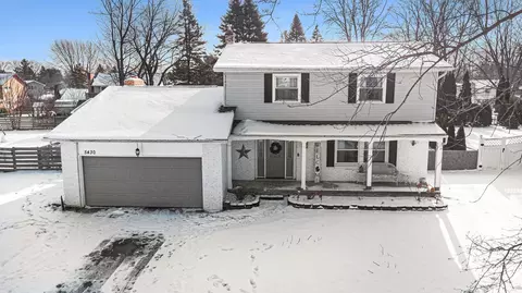 5430 Copley Sq, Grand Blanc, MI 48439