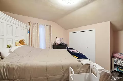 Bedroom - 343 E Hurd, Monroe, MI 48162 photo 7 of 11