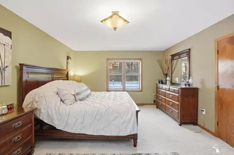 Bedroom - 343 E Hurd, Monroe, MI 48162 photo 2 of 11