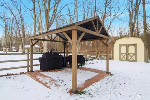 Exterior - 343 E Hurd, Monroe, MI 48162 photo 14 of 15
