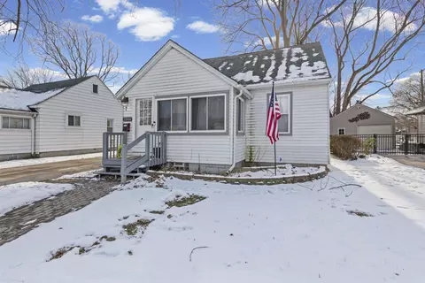 22006 Maple, Saint Clair Shores, MI 48081