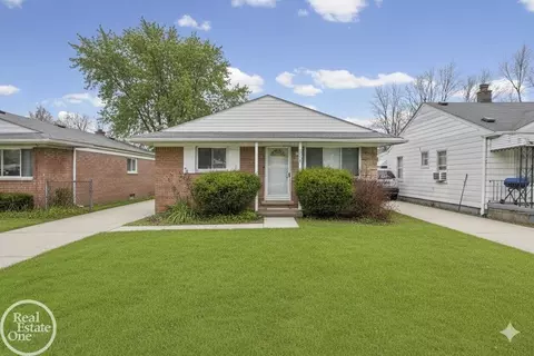7349 Gilman, Westland, MI 48185