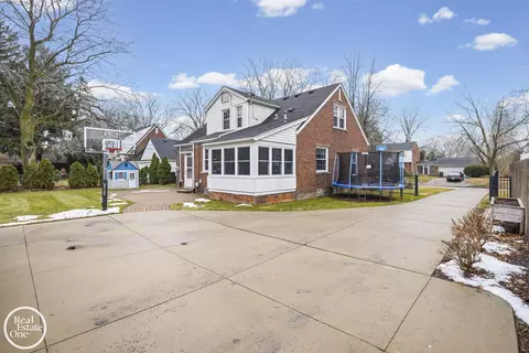 Other - 644 Hawthorne, Grosse Pointe Woods, MI 48236 photo 15 of 16