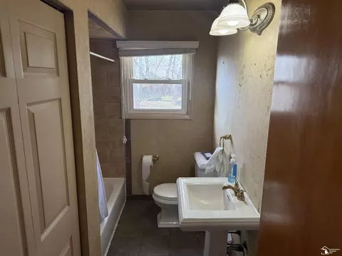 Bath - 540 S Concetta, Monroe, MI 48161 photo 1 of 2