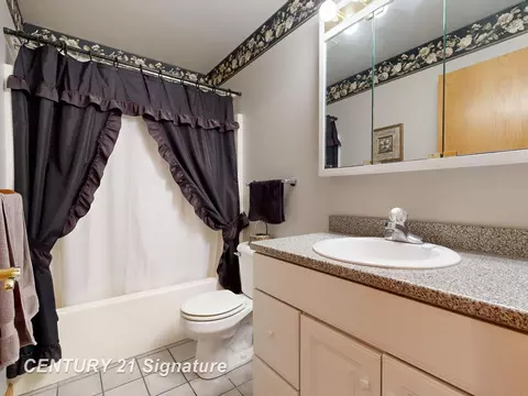 Bath - 3399 E Stanley, Mount Morris, MI 48458 photo 3 of 4