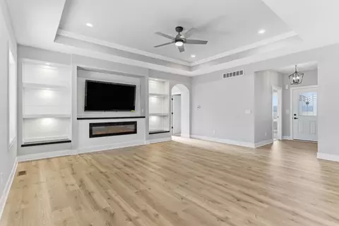 Living - 3613 Bethuy, Casco, MI 48064 photo 1 of 5