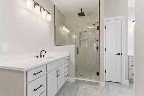 Bath - 3613 Bethuy, Casco, MI 48064 photo 5 of 8