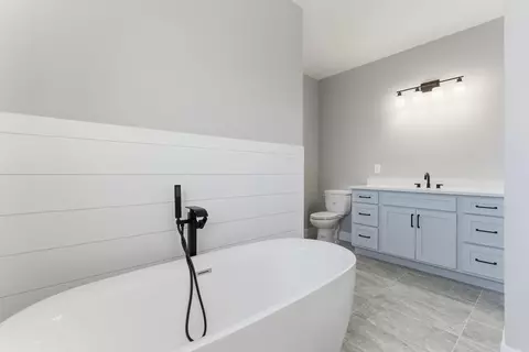 Bath - 3613 Bethuy, Casco, MI 48064 photo 2 of 8