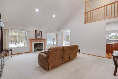 Living - 17700 Irwin, Armada, MI 48005 photo 2 of 8