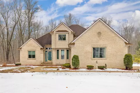 17700 Irwin, Armada, MI 48005