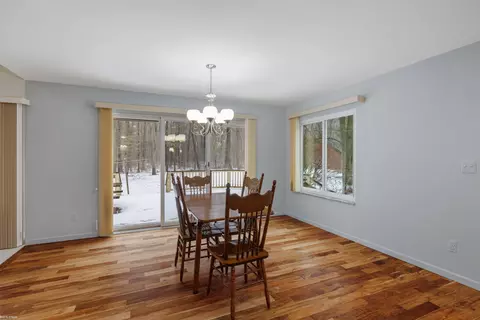 Dining - 17700 Irwin, Armada, MI 48005 photo 2 of 2