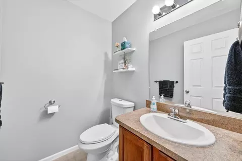 Bath - 20719 Ashford, Macomb, MI 48044 photo 4 of 4