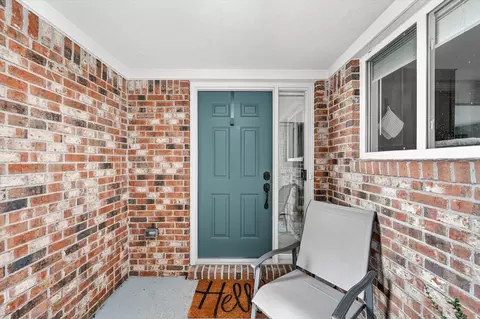 Entry Way - 20719 Ashford, Macomb, MI 48044 photo 1 of 2