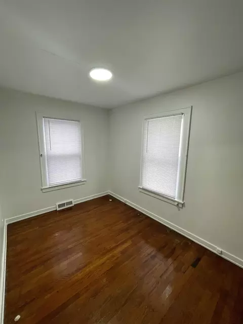 Bedroom - 605 E Baltimore, Flint, MI 48505 photo 1 of 6