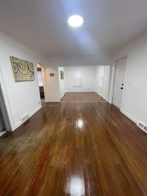 Living - 605 E Baltimore, Flint, MI 48505 photo 2 of 3