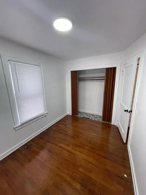 Bedroom - 605 E Baltimore, Flint, MI 48505 photo 2 of 6