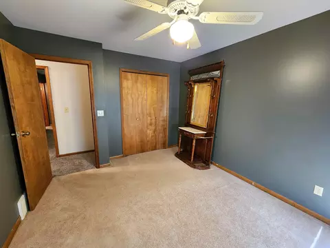 Bedroom - 5206 Wolf, Farwell, MI 48622 photo 4 of 4