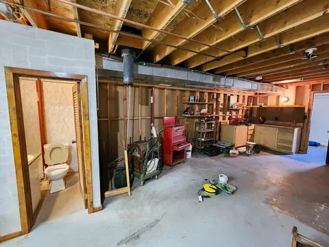 Bath - 5206 Wolf, Farwell, MI 48622 photo 3 of 4