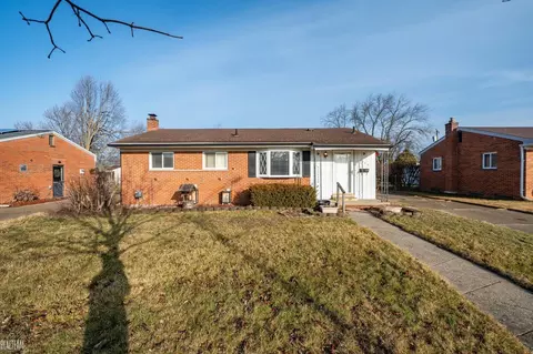 2159 Parliament, Sterling Heights, MI 48310