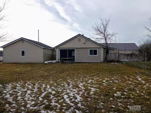 Exterior - 2025 S M-30, Gladwin, MI 48624 photo 2 of 4