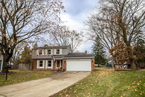 Exterior - 2371 Pineview, Flushing, MI 48433 photo 9 of 9