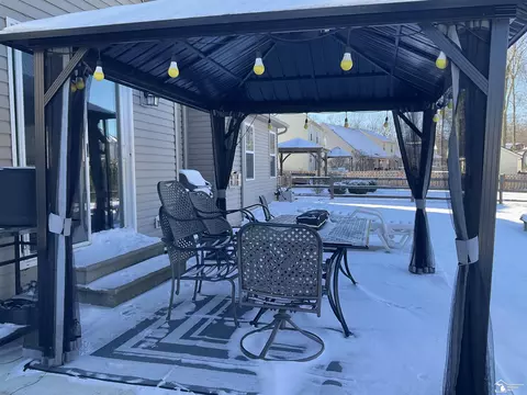 398 Somerset, Temperance, MI 48182 photo 31