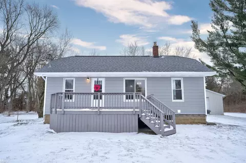 Exterior - 9110 E Coldwater, Davison, MI 48423 photo 1 of 3