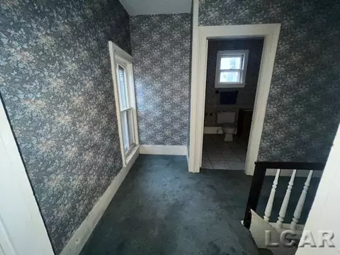 Entry Way - 13200 Addison, Addison, MI 49220 photo 2 of 3