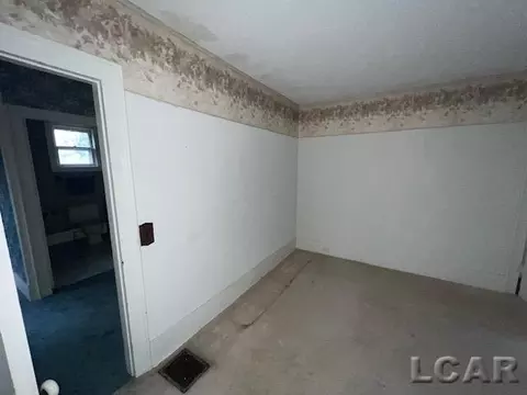 Bedroom - 13200 Addison, Addison, MI 49220 photo 2 of 3