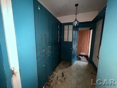 Entry Way - 13200 Addison, Addison, MI 49220 photo 1 of 3