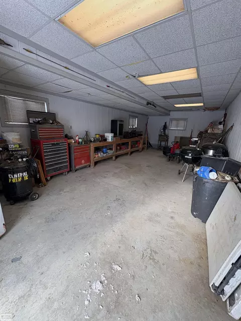 14830 Dudley, Lynn, MI 48097 photo 16