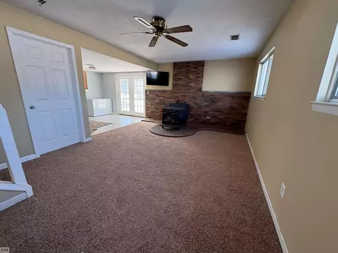 14830 Dudley, Lynn, MI 48097 photo 8