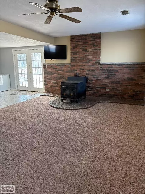 14830 Dudley, Lynn, MI 48097 photo 9