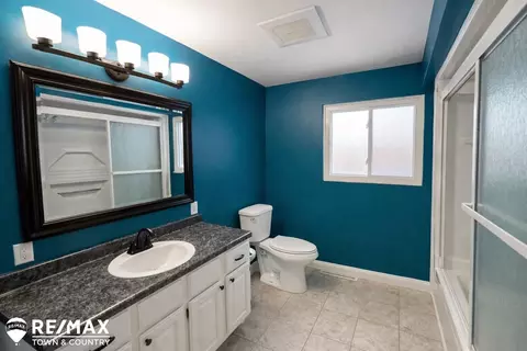 Bath - 1209 Clearview, Flushing, MI 48433 photo 3 of 3