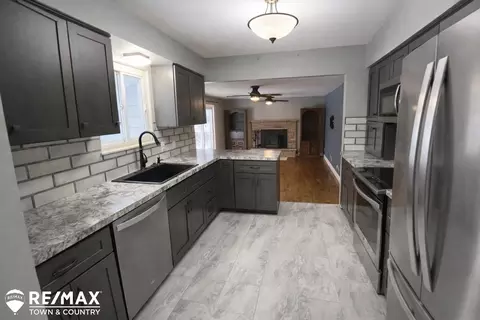 Kitchen - 1209 Clearview, Flushing, MI 48433 photo 1 of 4