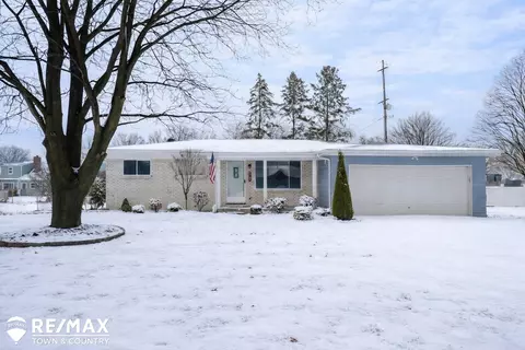 1209 Clearview, Flushing, MI 48433