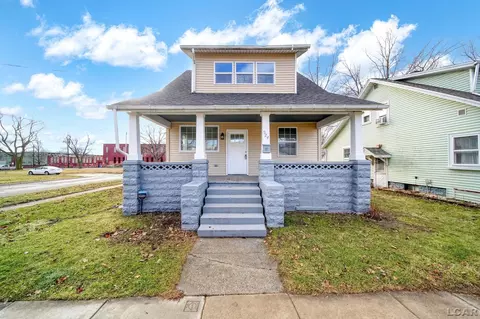 924 Frank, Adrian, MI 49221