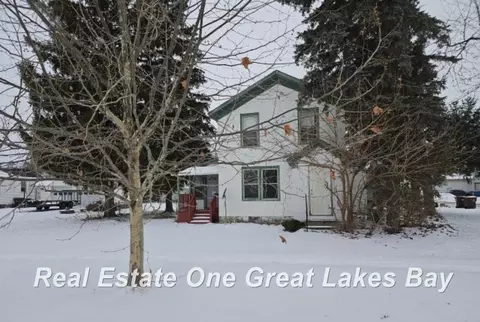123 Clark, Chesaning, MI 48616