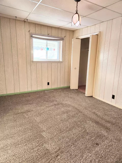 Bedroom - 809 19th, Bay City, MI 48708 photo 2 of 2