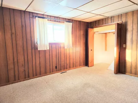 Bedroom - 809 19th, Bay City, MI 48708 photo 1 of 2